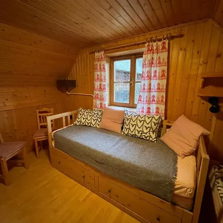 Chalupa Cicmany Alpstuga *