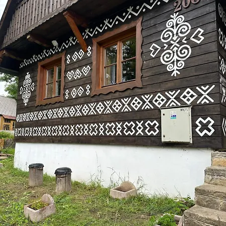 シャレー Chalupa Cicmany Čičmany