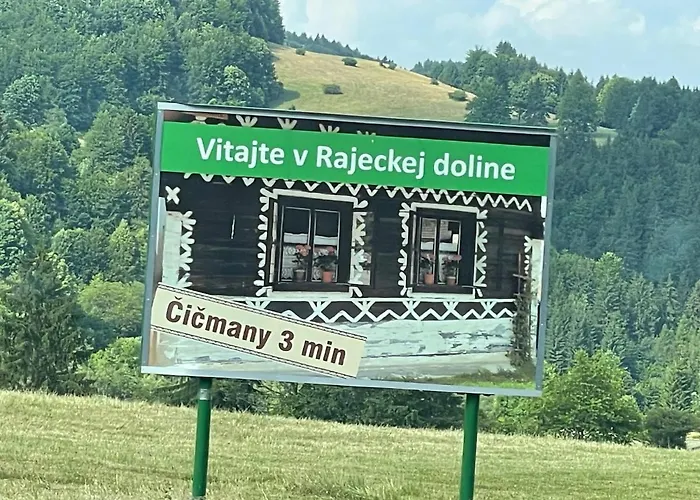 Chalupa Cicmany Dağ evi *